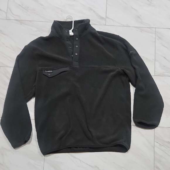 NWOT Fleece Pullover with Snap Buttons - Picture 1 of 1